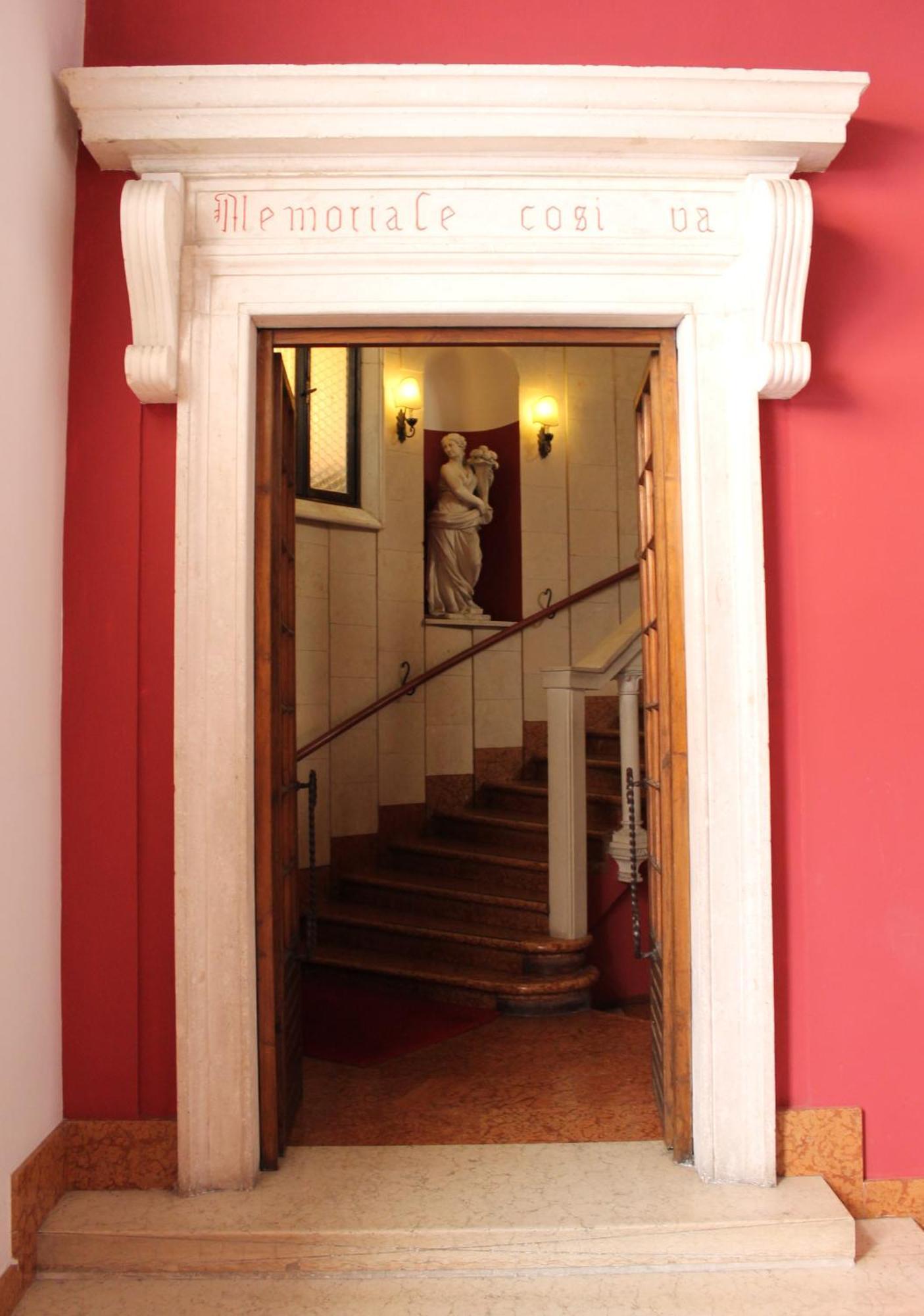 Residenza Piazza Erbe Apartment Verona Exterior photo
